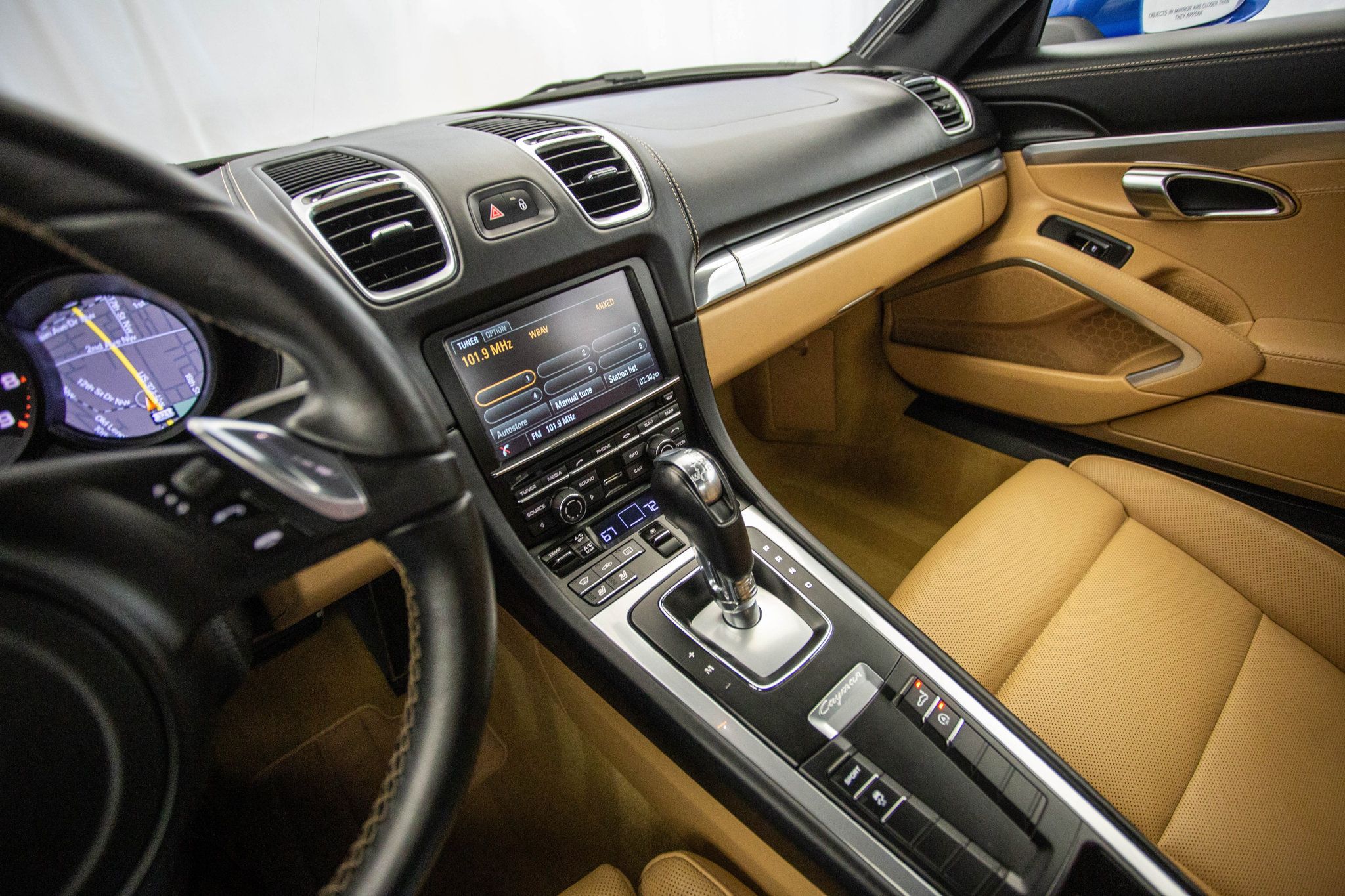 2016 Porsche Cayman photo 44