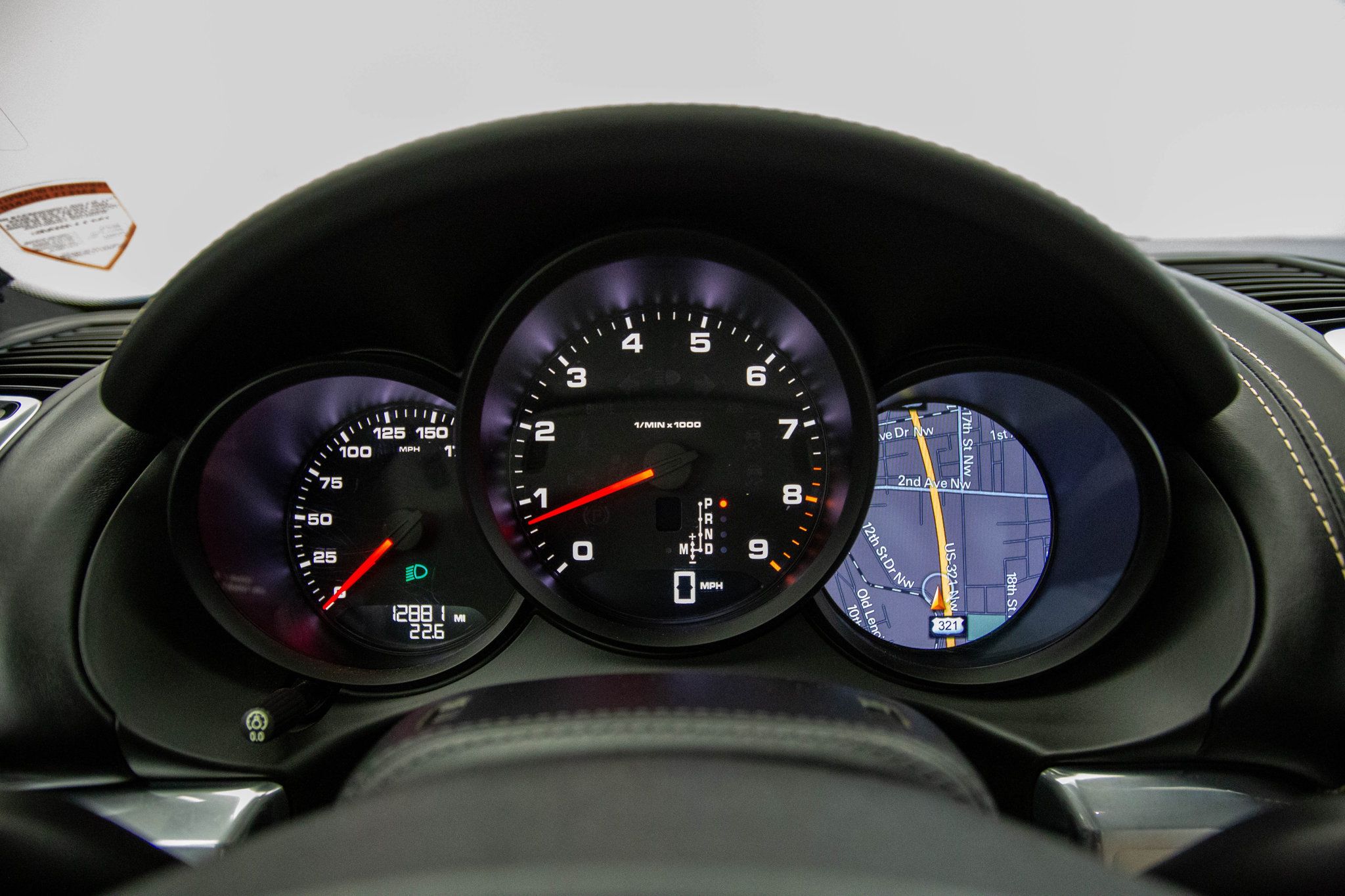2016 Porsche Cayman photo 9