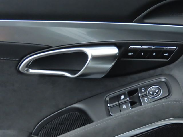 2016 Porsche Cayman 2dr S - 22948231 - 21