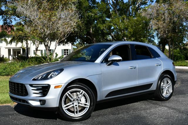 2016 Porsche Macan AWD 4 Door S W/Infotainment Package - 22926726 - 22