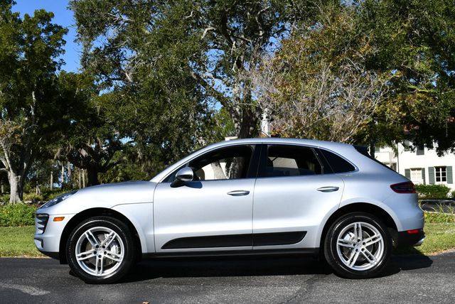 2016 Porsche Macan AWD 4 Door S W/Infotainment Package - 22926726 - 24