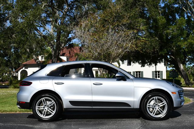 2016 Porsche Macan AWD 4 Door S W/Infotainment Package - 22926726 - 29