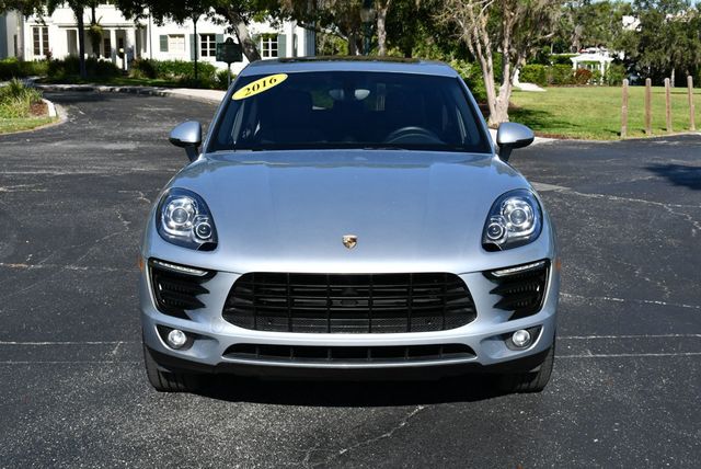 2016 Porsche Macan AWD 4 Door S W/Infotainment Package - 22926726 - 34
