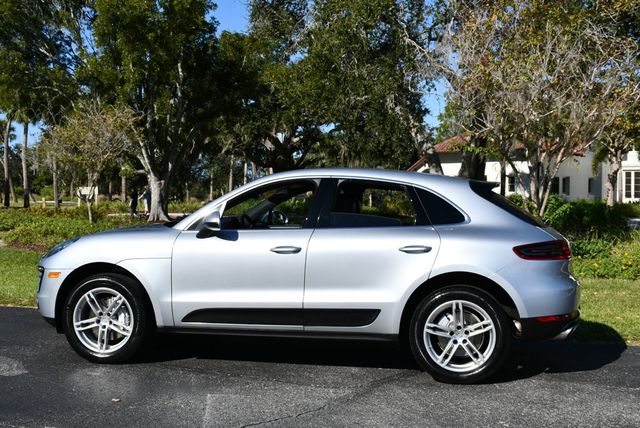 2016 Porsche Macan AWD 4 Door S W/Infotainment Package - 22926726 - 3