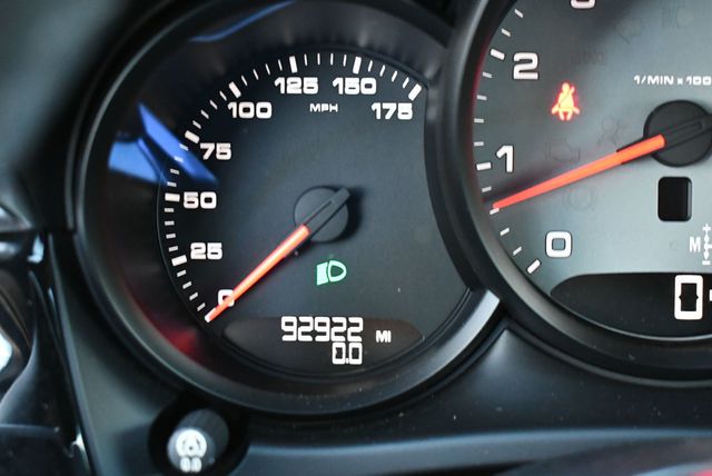 2016 Porsche Macan AWD 4 Door S W/Infotainment Package - 22926726 - 55