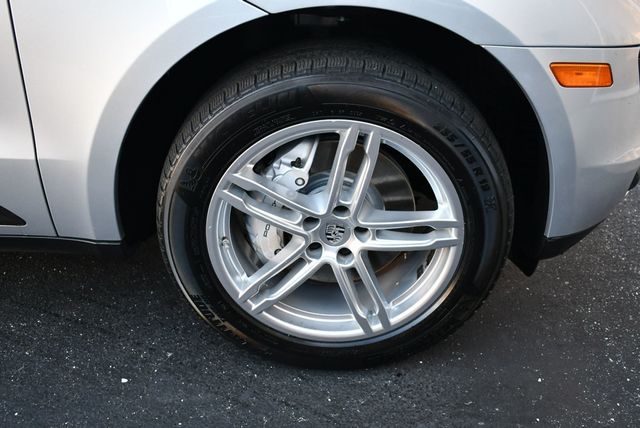 2016 Porsche Macan AWD 4 Door S W/Infotainment Package - 22926726 - 58