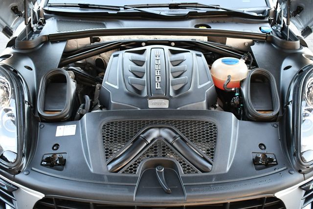 2016 Porsche Macan AWD 4 Door S W/Infotainment Package - 22926726 - 60