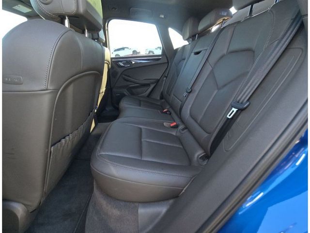 2016 Porsche Macan AWD 4dr S - 22979222 - 8