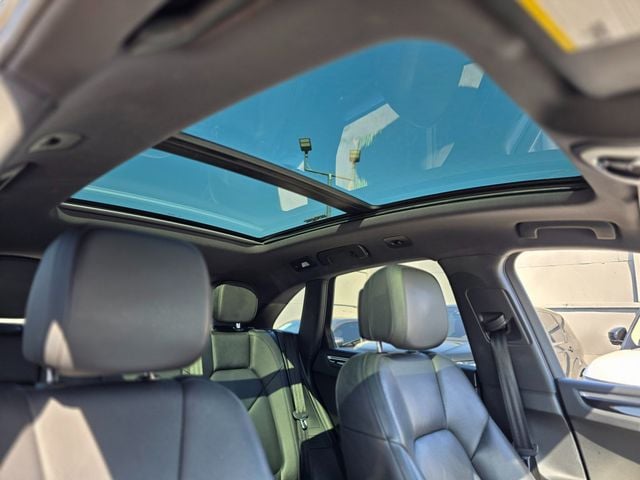 2016 Porsche Macan AWD 4dr S - 22982620 - 11