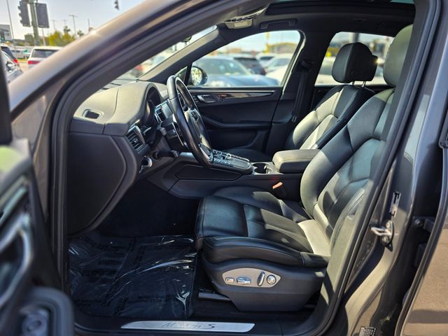 2016 Porsche Macan AWD 4dr S - 22982620 - 17