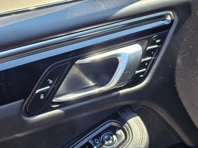 2016 Porsche Macan AWD 4dr S - 23004715 - 26