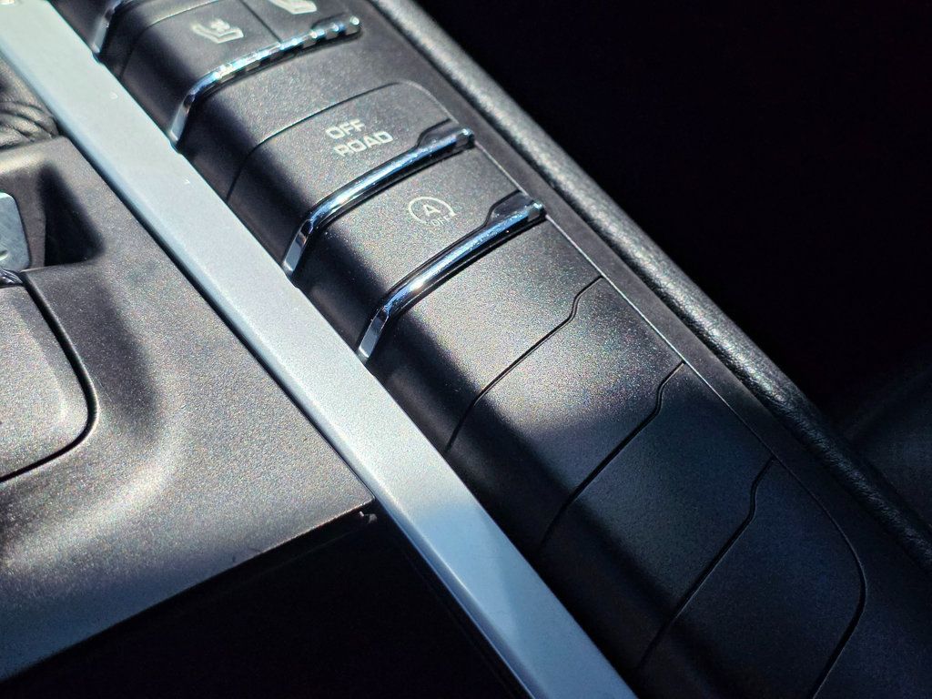 2016 Porsche Macan AWD 4dr S - 23004715 - 41