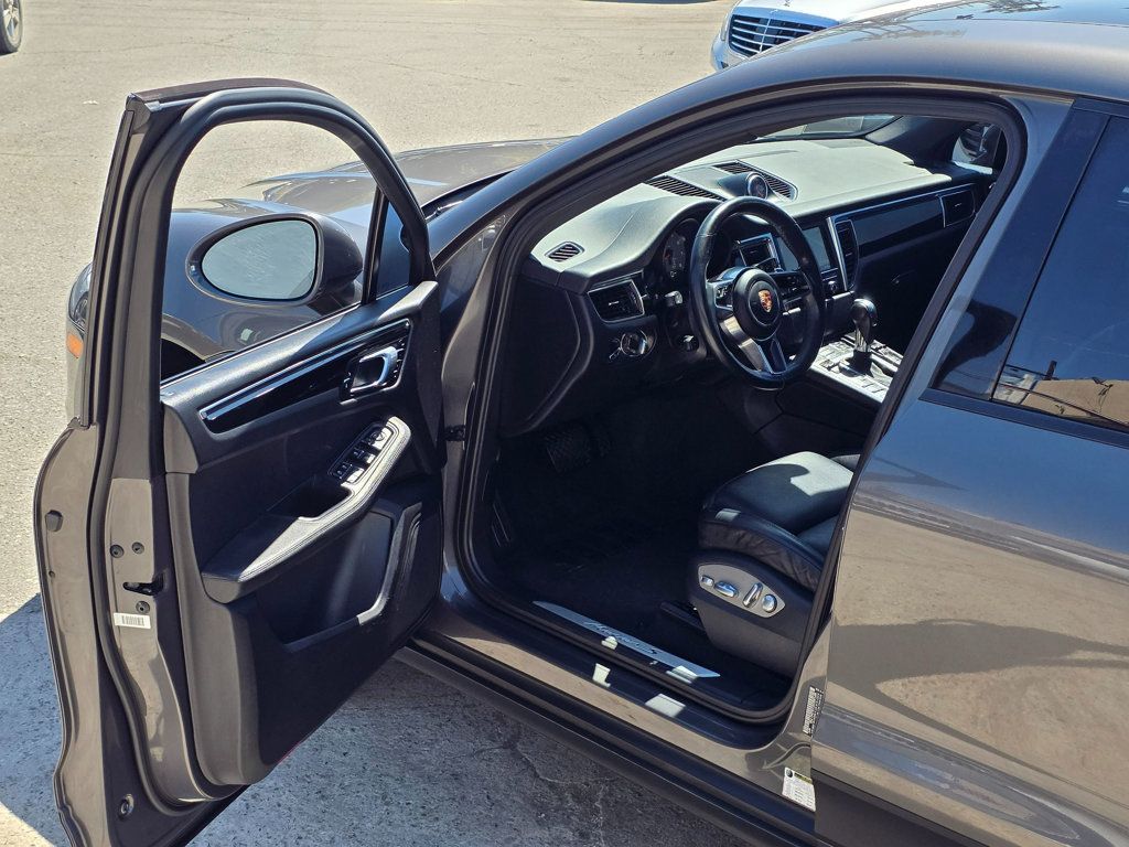 2016 Porsche Macan AWD 4dr S - 23004715 - 48