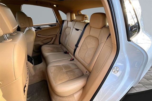 2016 Porsche Macan AWD 4dr S - 22951581 - 16