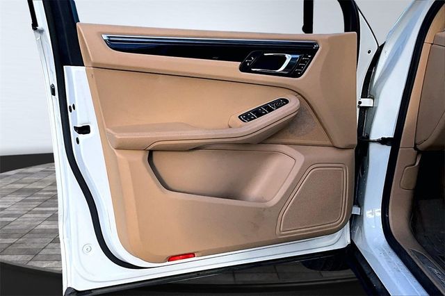 2016 Porsche Macan AWD 4dr S - 22951581 - 8