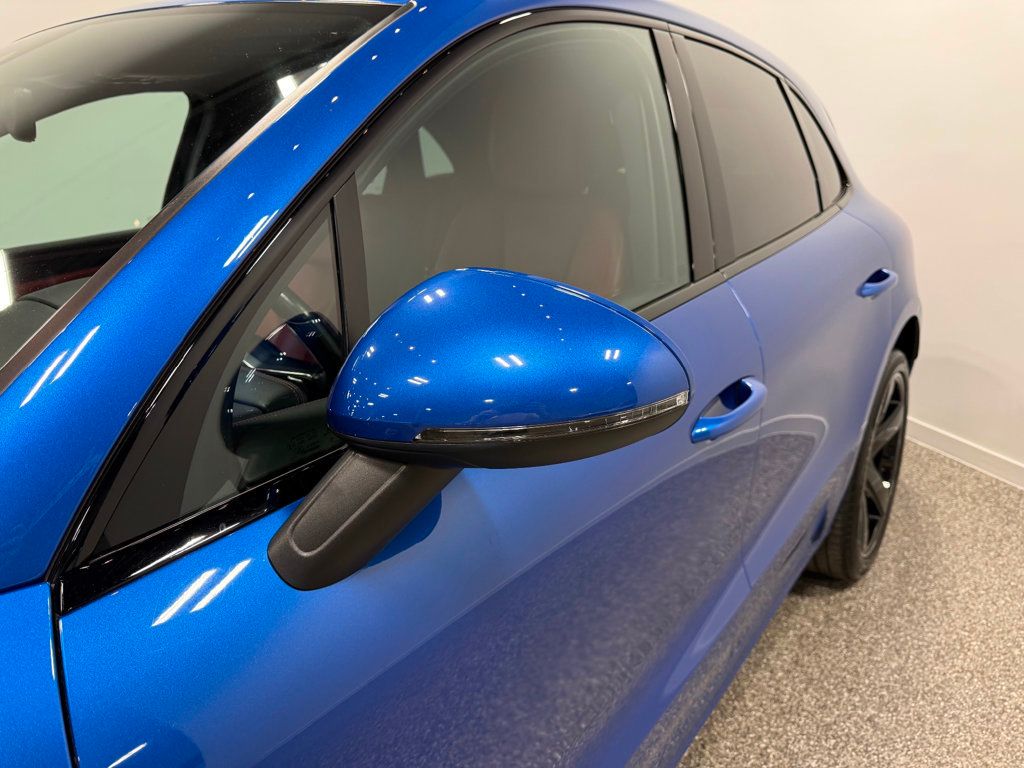 2016 Porsche Macan AWD 4dr Turbo - 23004011 - 12