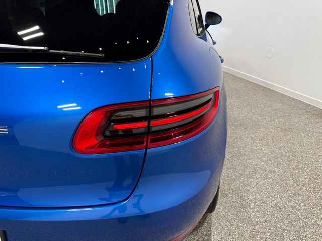 2016 Porsche Macan AWD 4dr Turbo - 23004011 - 23