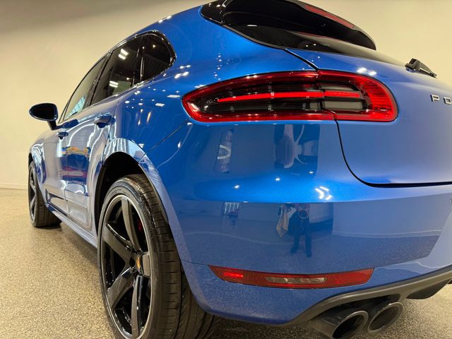 2016 Porsche Macan AWD 4dr Turbo - 23004011 - 28