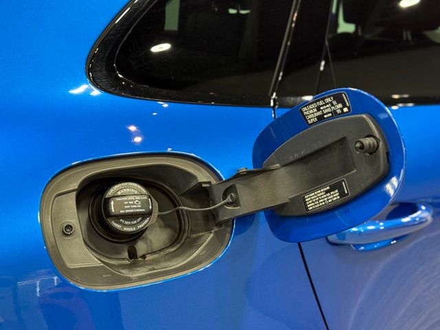 2016 Porsche Macan AWD 4dr Turbo - 23004011 - 32