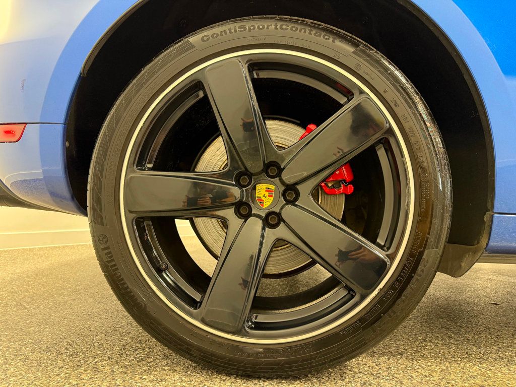 2016 Porsche Macan AWD 4dr Turbo - 23004011 - 38