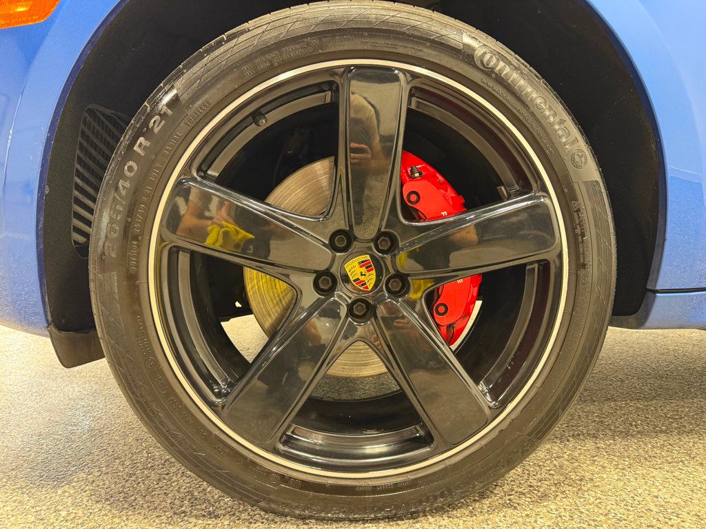 2016 Porsche Macan AWD 4dr Turbo - 23004011 - 40