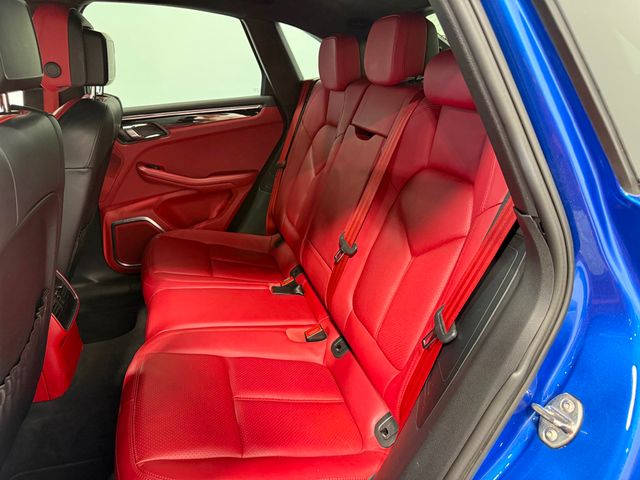 2016 Porsche Macan AWD 4dr Turbo - 23004011 - 51