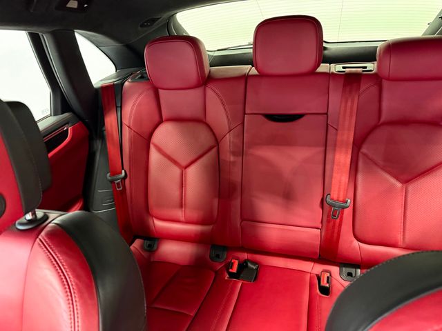 2016 Porsche Macan AWD 4dr Turbo - 23004011 - 52