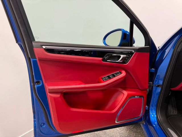 2016 Porsche Macan AWD 4dr Turbo - 23004011 - 54