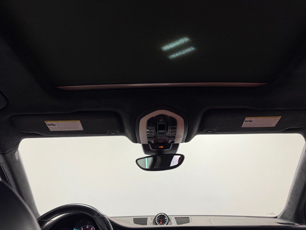 2016 Porsche Macan AWD 4dr Turbo - 23004011 - 65