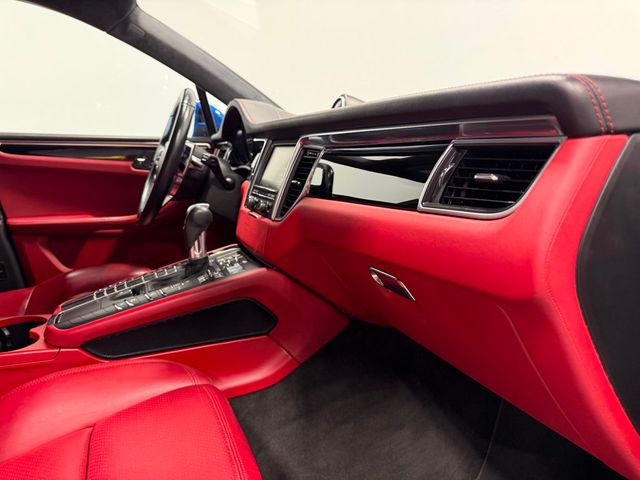 2016 Porsche Macan AWD 4dr Turbo - 23004011 - 69