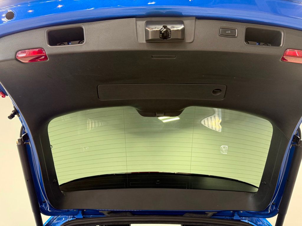 2016 Porsche Macan AWD 4dr Turbo - 23004011 - 77