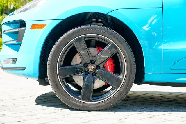 2016 Porsche Macan AWD 4dr Turbo - 22934371 - 11