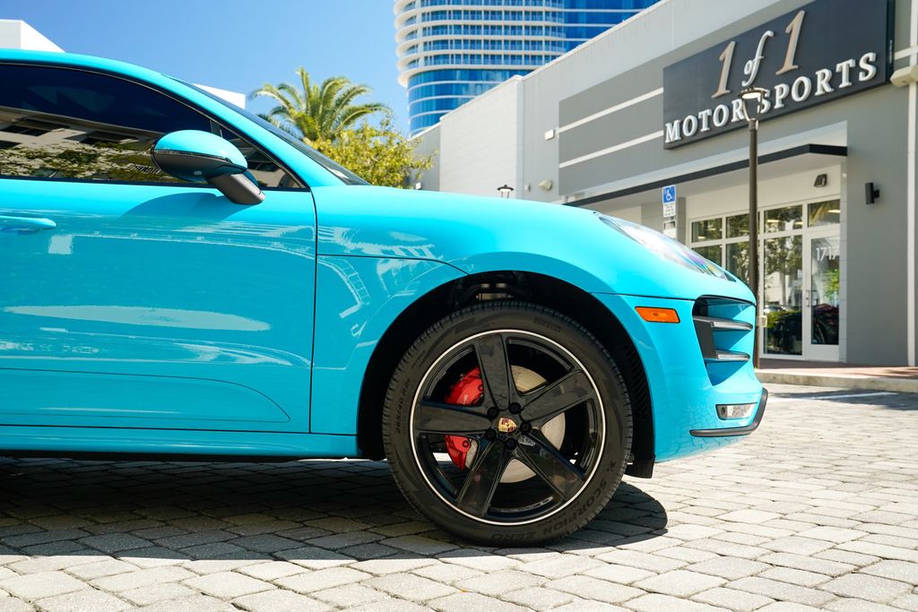 2016 Porsche Macan AWD 4dr Turbo - 22934371 - 28