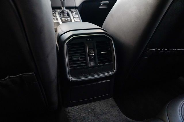 2016 Porsche Macan AWD 4dr Turbo - 22934371 - 62