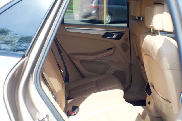 2016 Porsche Macan Local Trade/AWD/Premium Plus Pkg/Heated&Cooled Seats/Pano Roof - 22985954 - 51