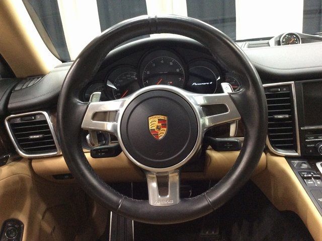 2016 Porsche Panamera  - 22058989 - 9