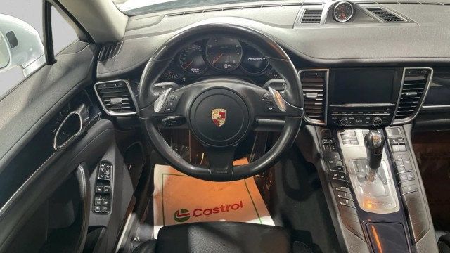 2016 Porsche Panamera 4dr Hatchback - 22991732 - 14