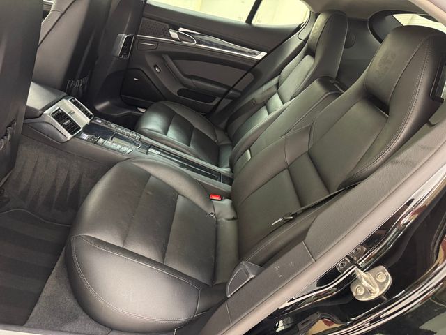 2016 Porsche Panamera 4dr Hatchback - 22929594 - 36