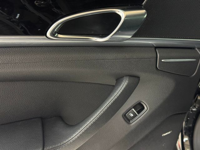 2016 Porsche Panamera 4dr Hatchback - 22929594 - 37