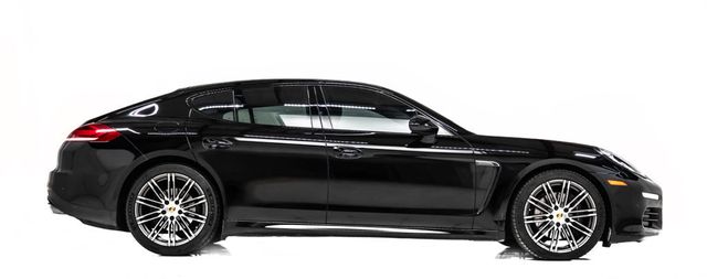 2016 Porsche Panamera 4dr Hatchback - 22929594 - 3
