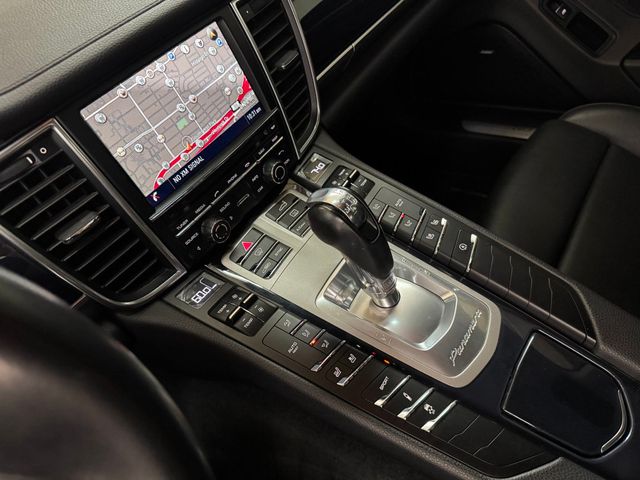 2016 Porsche Panamera 4dr Hatchback - 22929594 - 48
