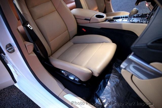 2016 Porsche Panamera 4dr Hatchback 4 Edition - 22955319 - 28