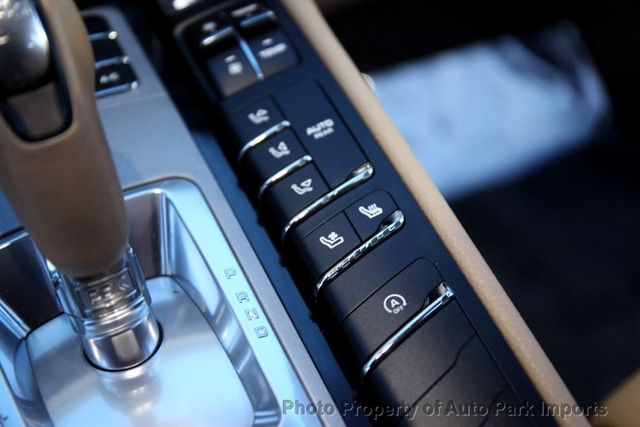 2016 Porsche Panamera 4dr Hatchback 4 Edition - 22955319 - 37