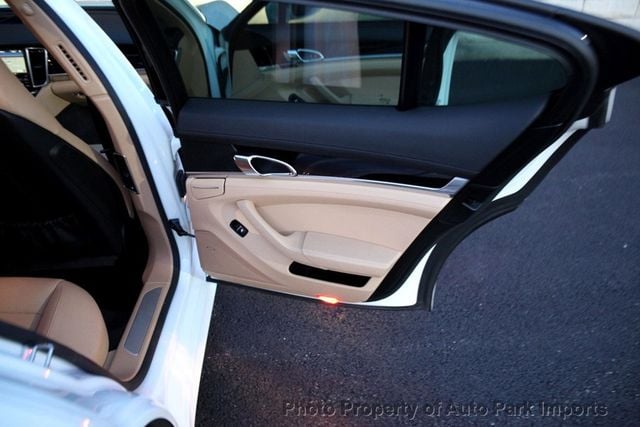 2016 Porsche Panamera 4dr Hatchback 4 Edition - 22955319 - 42