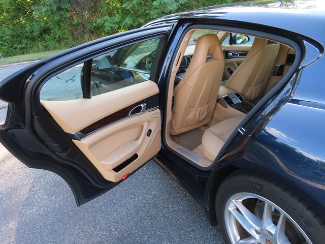 2016 Porsche Panamera 4dr Hatchback 4 Edition - 23044446 - 31