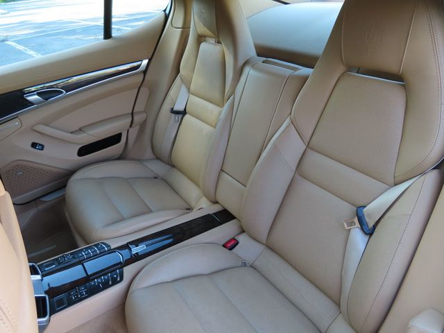 2016 Porsche Panamera 4dr Hatchback 4 Edition - 23044446 - 33