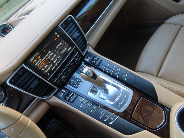 2016 Porsche Panamera 4dr Hatchback 4 Edition - 23044446 - 44
