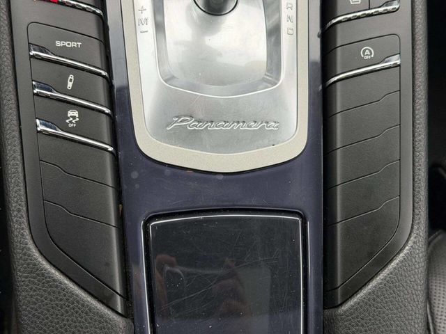 2016 Porsche Panamera 4dr Hatchback 4 Edition - 22959632 - 25