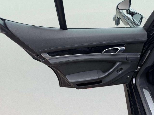 2016 Porsche Panamera 4dr Hatchback 4 Edition - 22959632 - 39