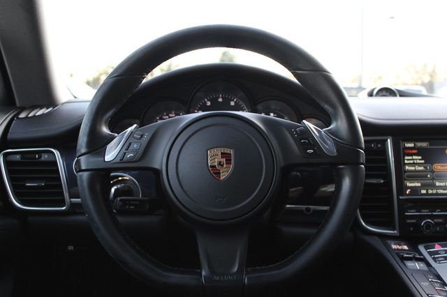 2016 Porsche Panamera 4dr Hatchback Edition - 22952603 - 9